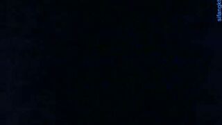 【真实偷拍SPA按摩养生馆】丰满女顾客，技师小哥一边操她一边聊天，隔壁还有一位少妇躺着等他操，小哥表示 活好没办法