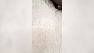 【兄妹乱伦】和妹妹第一次出来开房，手把手教妹妹口交，妹妹果然没有经验，把第一次口交给了我_其实能感觉到妹妹性欲挺大的，还没怎样，内裤全都湿