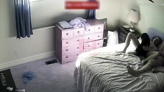 暗网家庭乱伦偷拍小萝莉被鬼父和黑狗轮奸超刺激