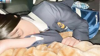 迷玩校服jk短裙小姐姐_花内裤中间尿黄了一块非常明显